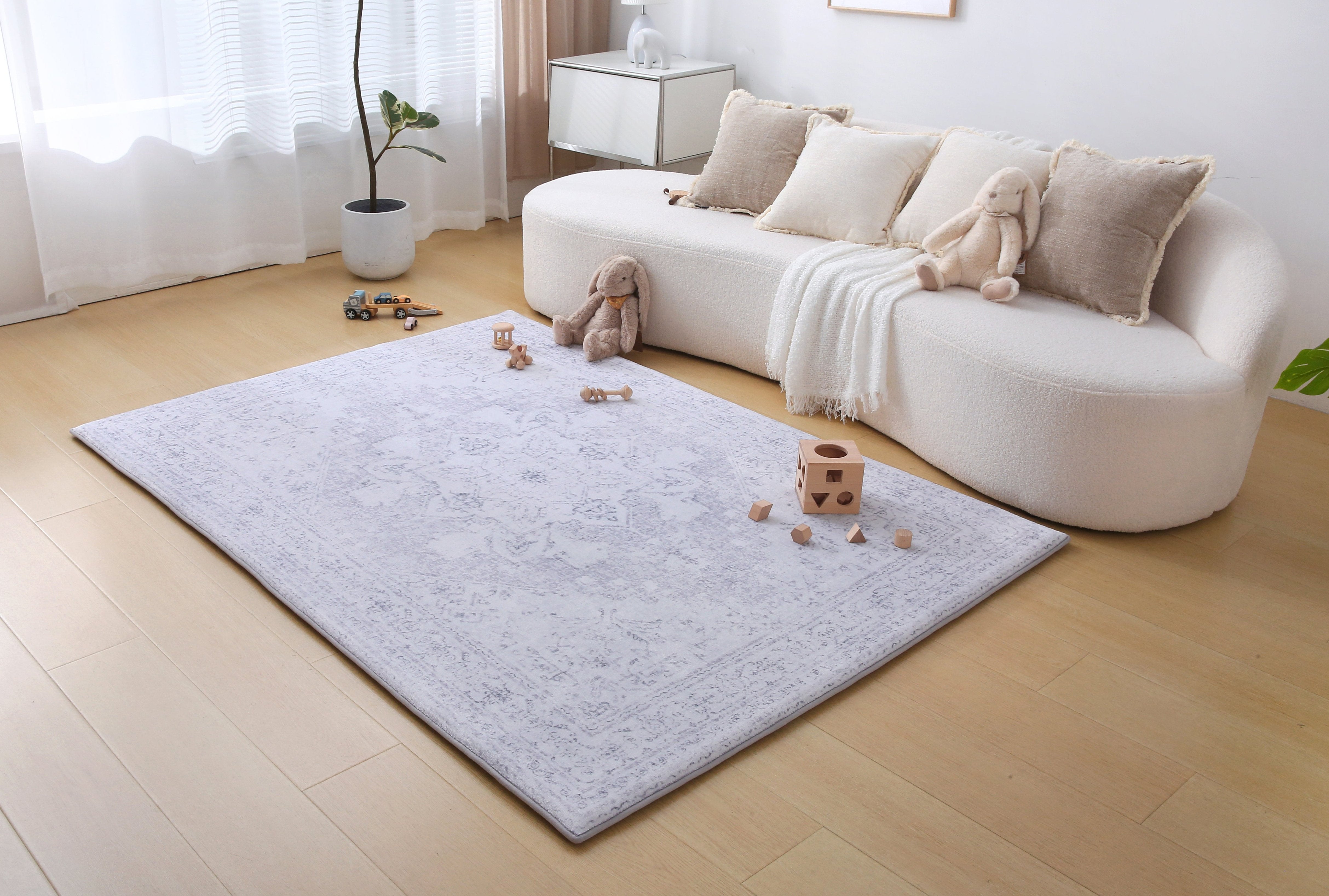 Plush Play Mat - Persian Vintage Grey