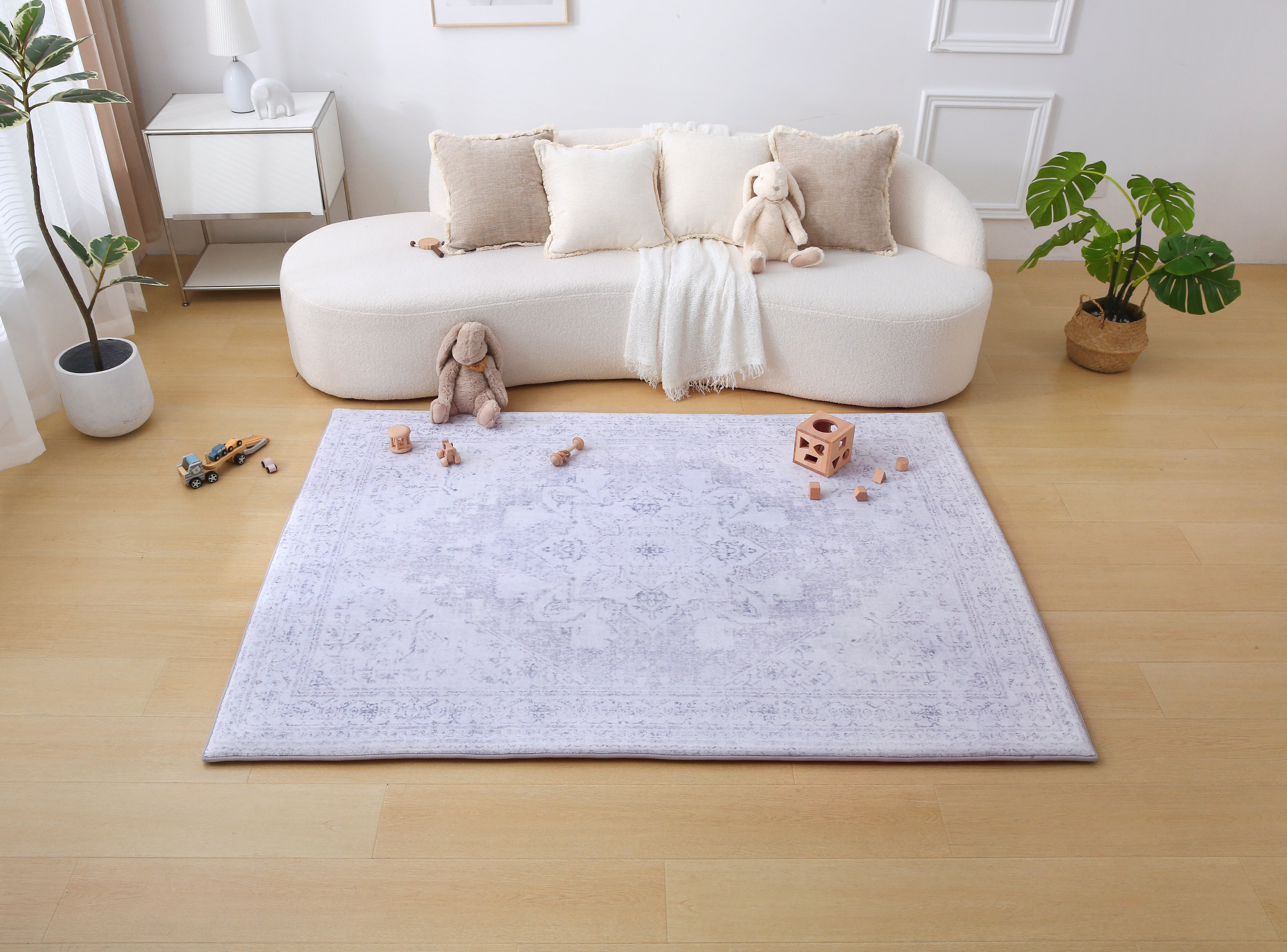 Plush Play Mat - Persian Vintage Grey