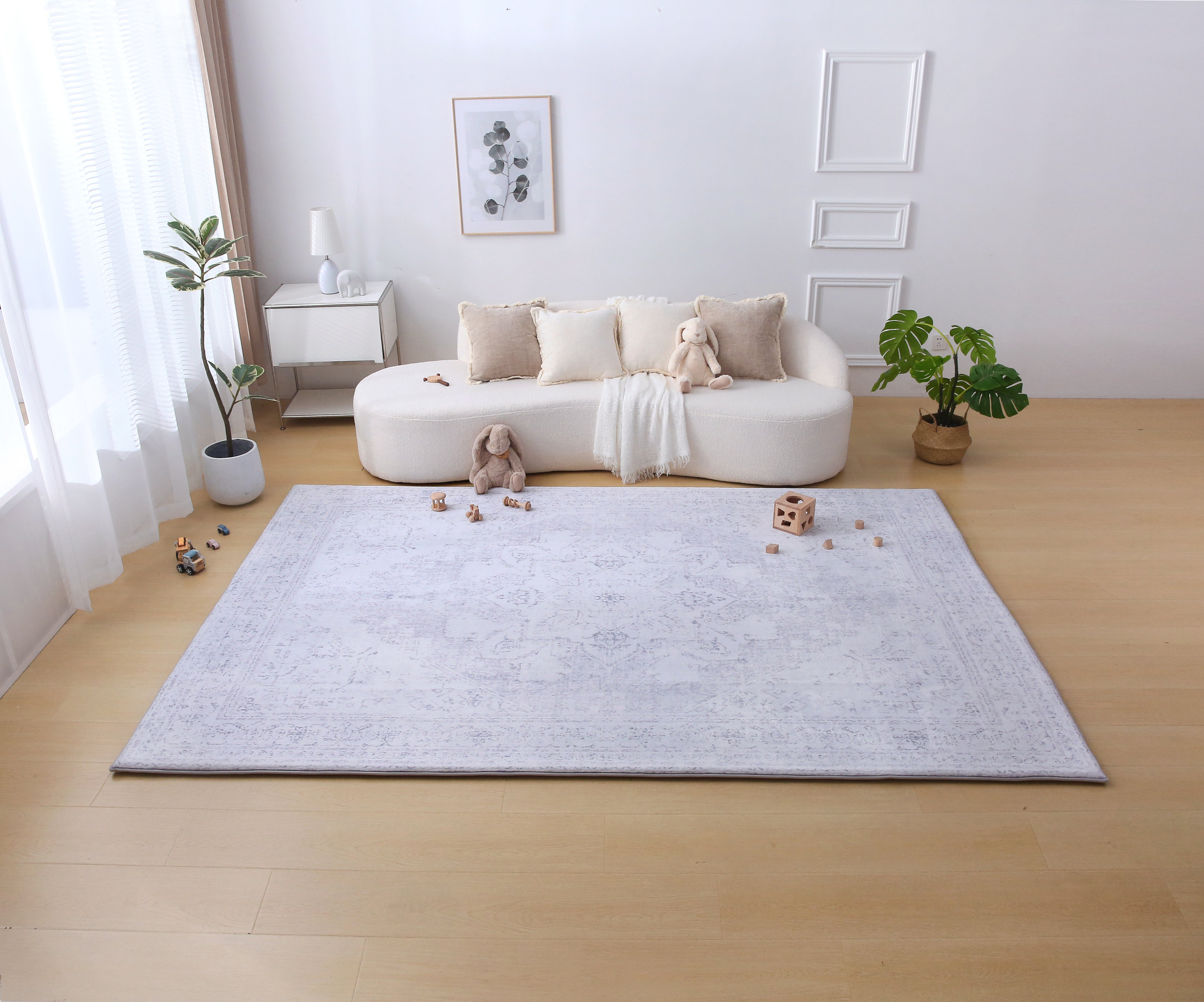 Plush Play Mat - Persian Vintage Grey