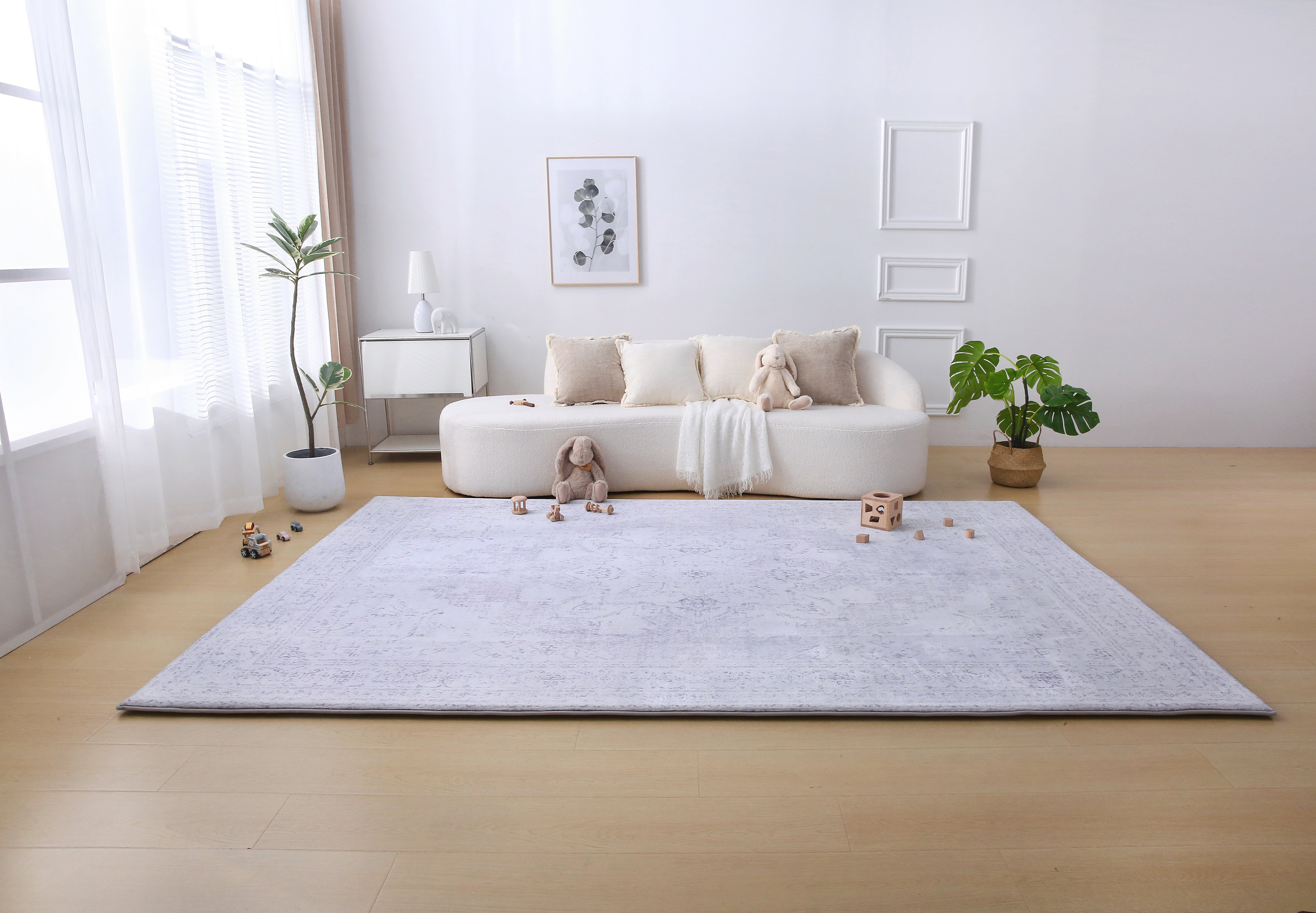 Plush Play Mat - Persian Vintage Grey