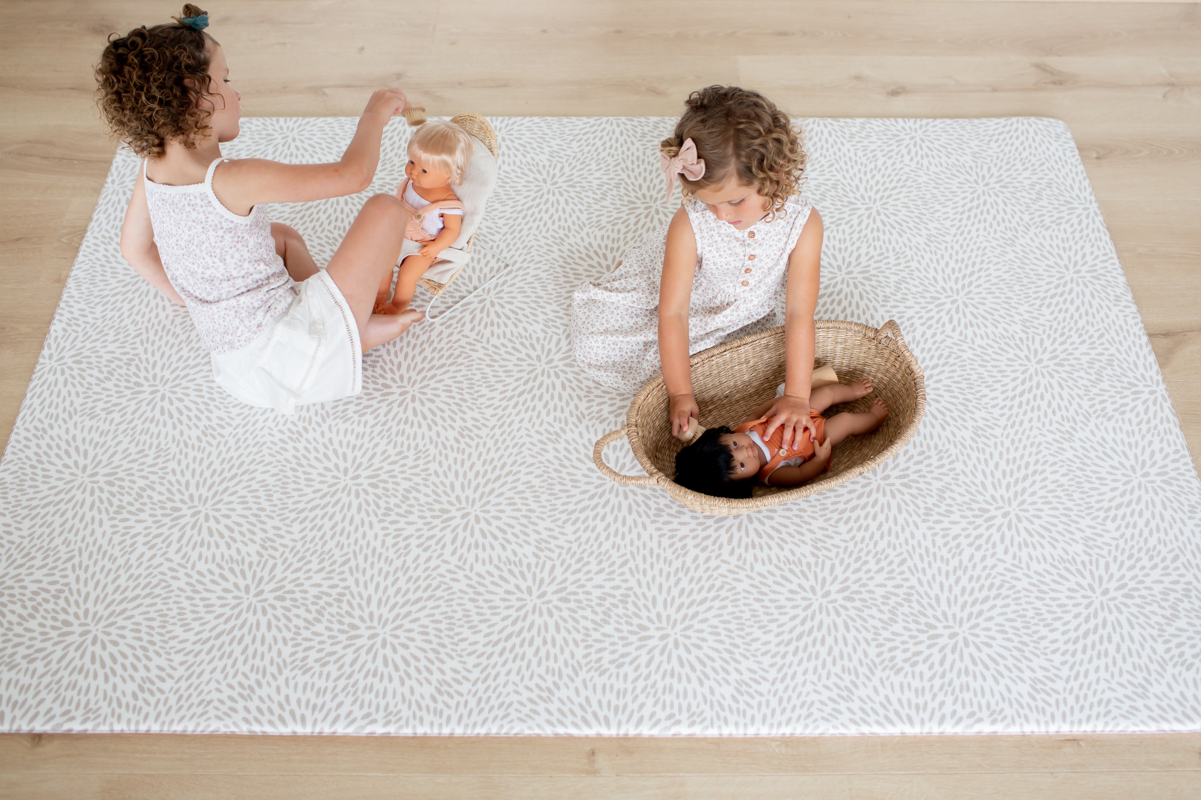 LARGE: Sage Scallops / Petal Play Mat