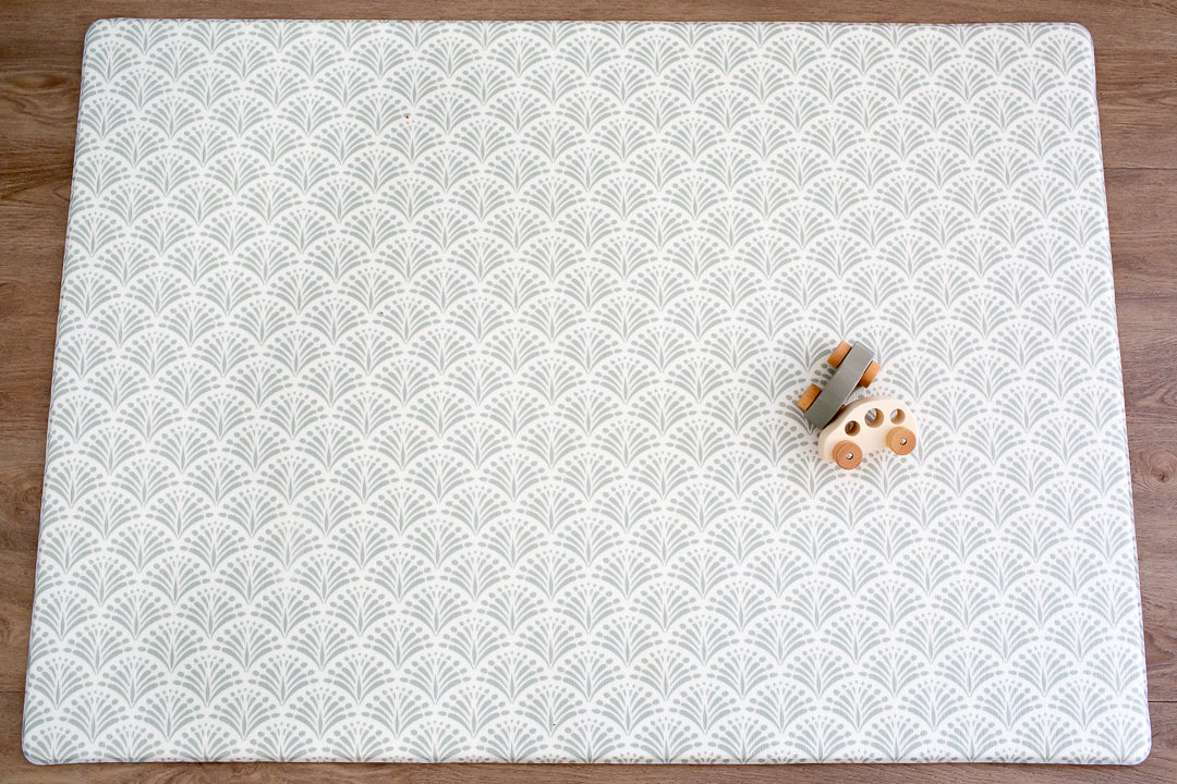 SMALL: Sage Scallops / Petal Play Mat