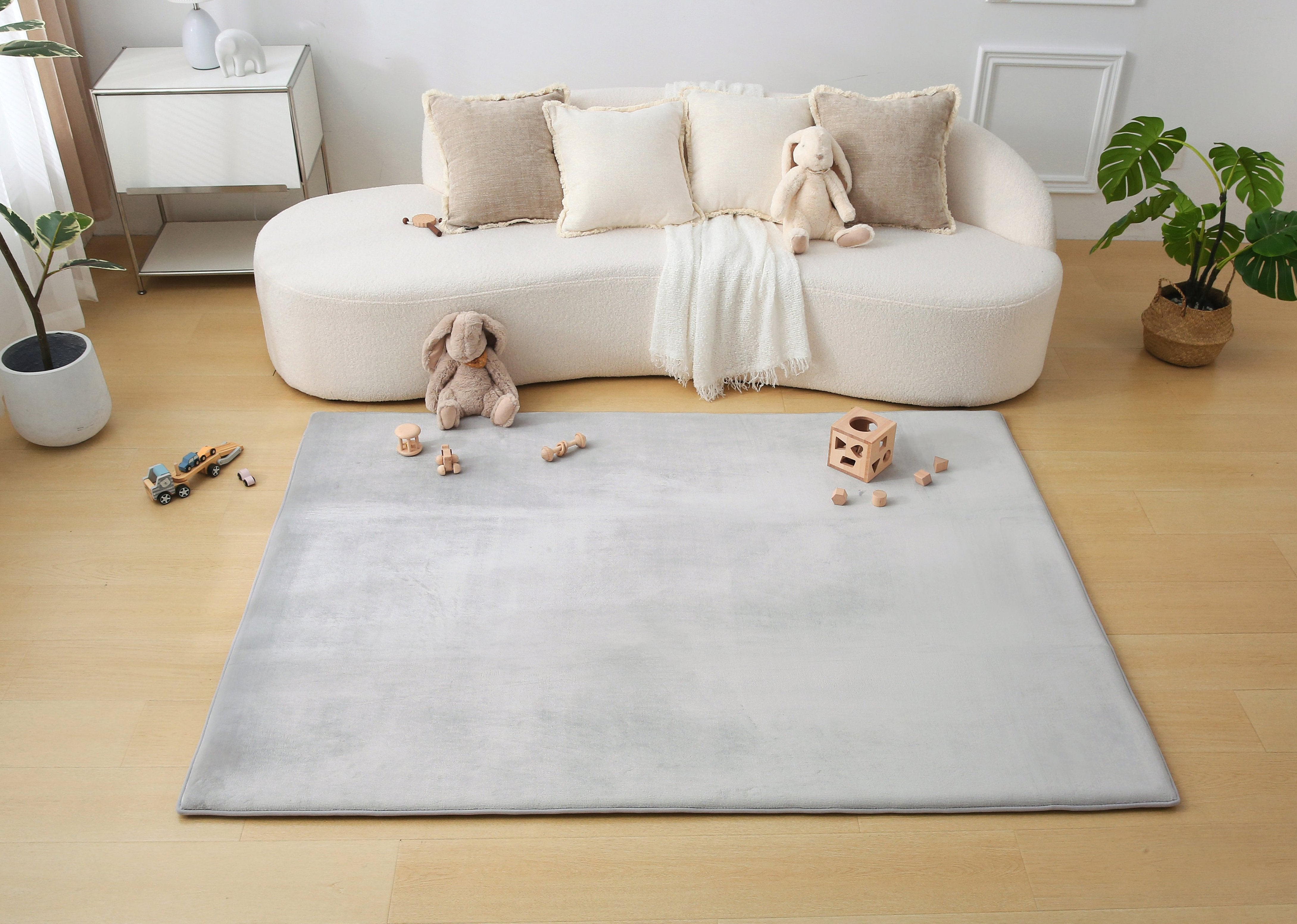 Plush Memory Play Mat – Grey