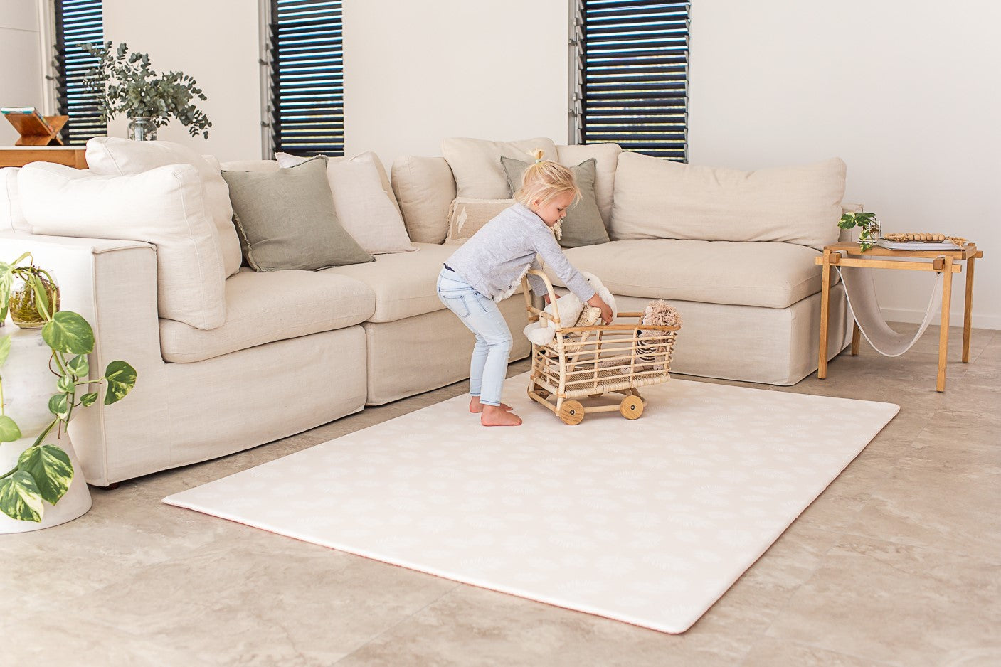 LARGE: Pink Scallops / Neutral Palm Leaf Play Mat