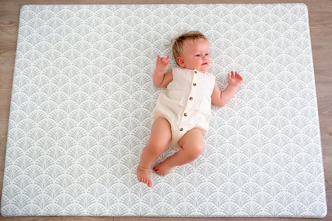 SMALL: Sage Scallops / Petal Play Mat